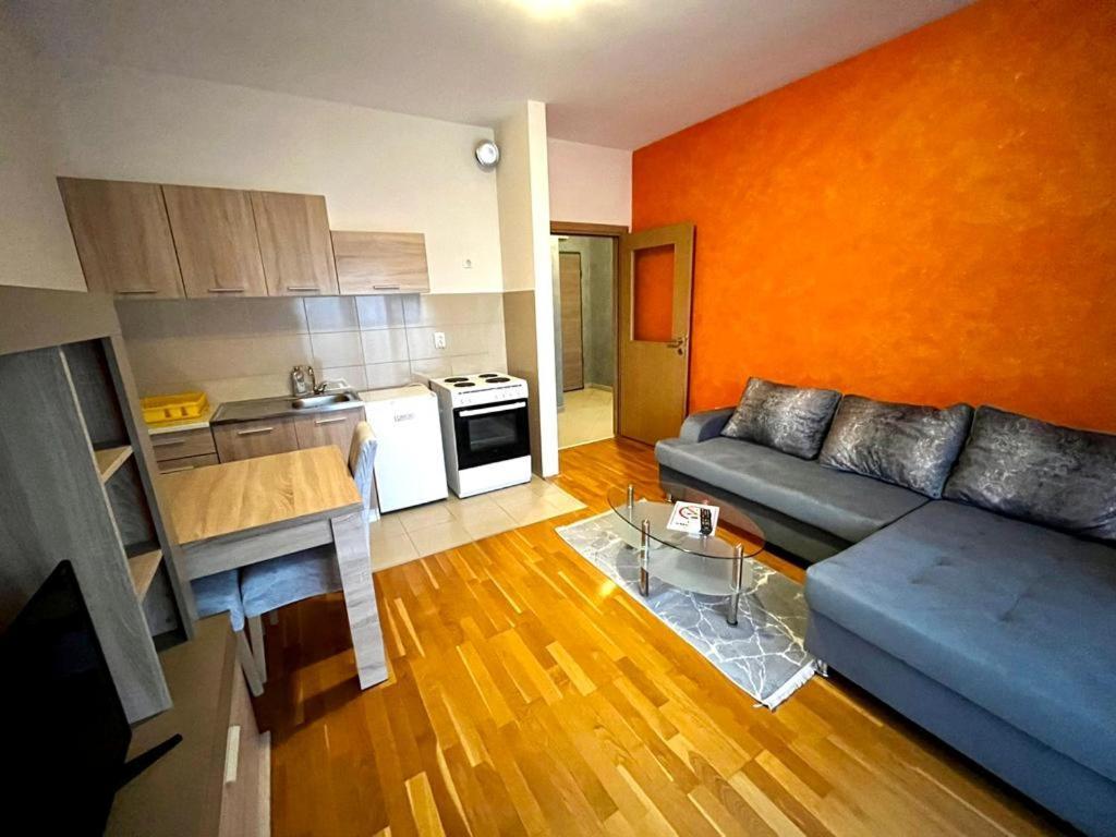 Naki Apartmani بودغوريتْسا المظهر الخارجي الصورة