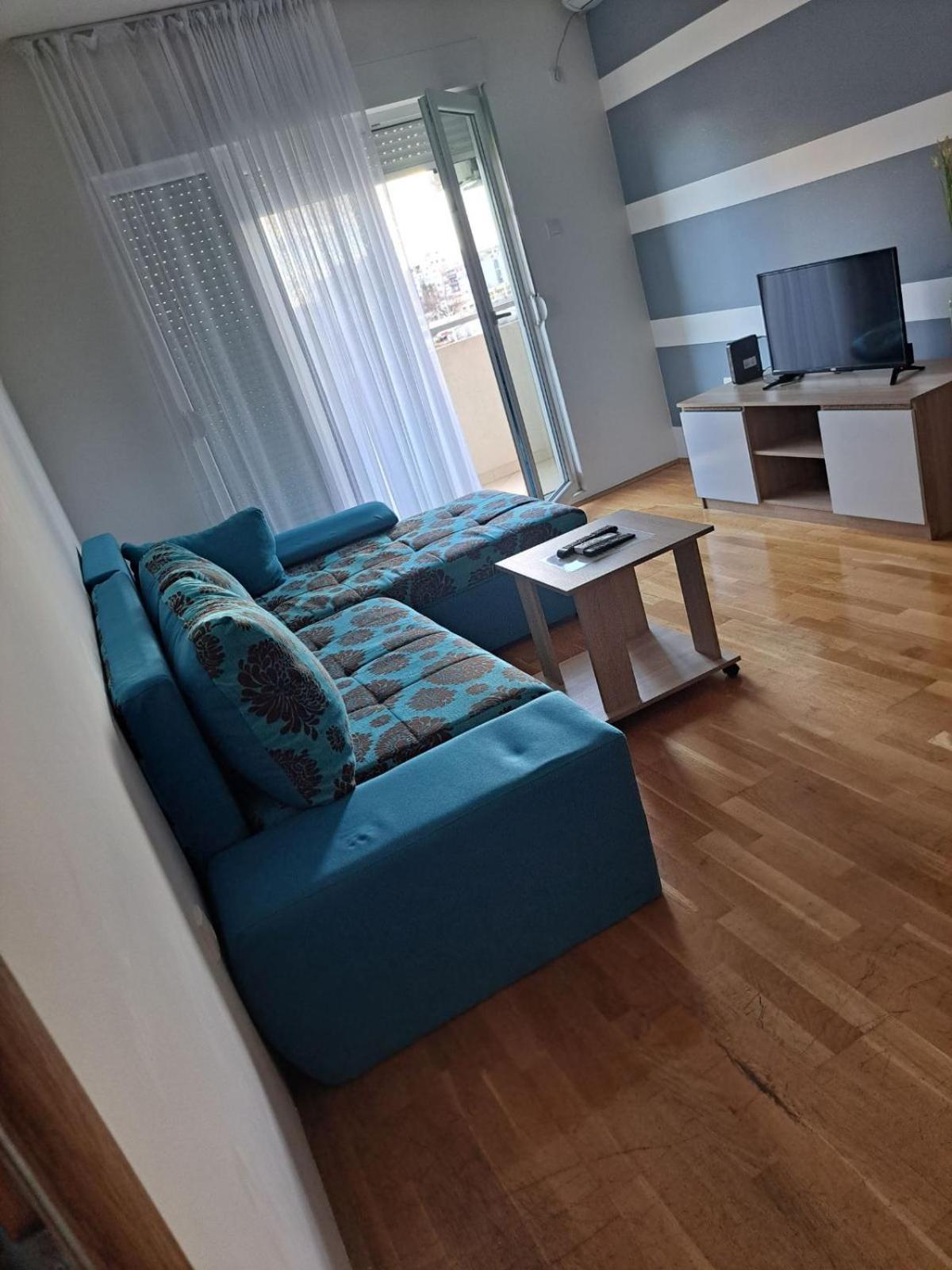 Naki Apartmani بودغوريتْسا الغرفة الصورة
