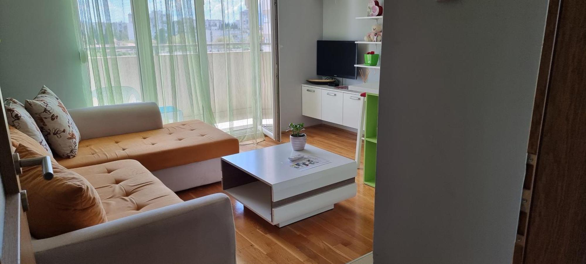 Naki Apartmani بودغوريتْسا الغرفة الصورة